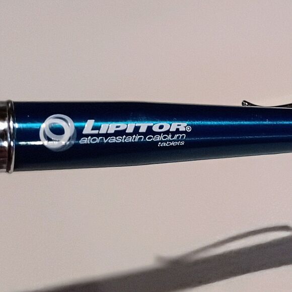 Pharmaceutical  Rep Promo Pens-Lot Of 4-Lipitor-Favmir-Vesicare-Biaxin XL - Picture 5 of 6